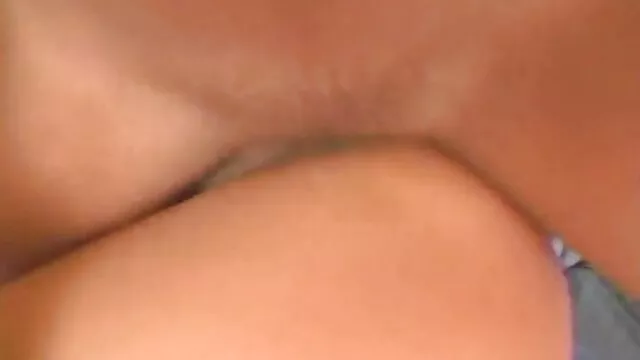 Desagradable rubia xxx virgenes por el ano buscando fumar Caliente