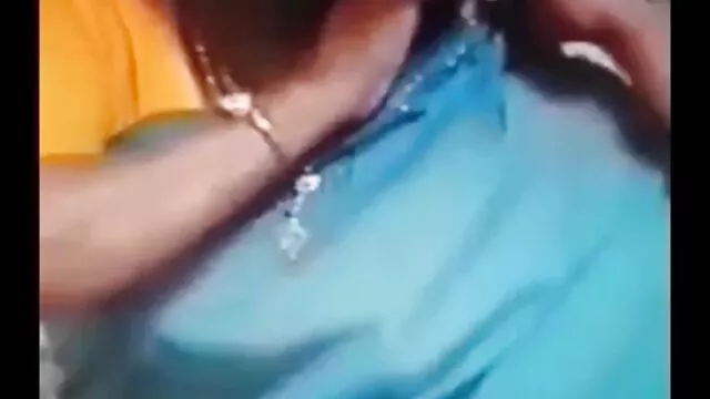 hermosa adolescente colegiala follada por el ano desnuda en la ducha